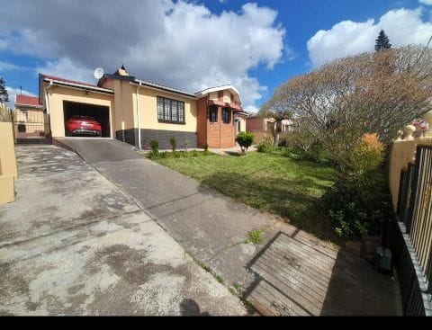 3 Bedroom Property for Sale in Mdantsane Eastern Cape